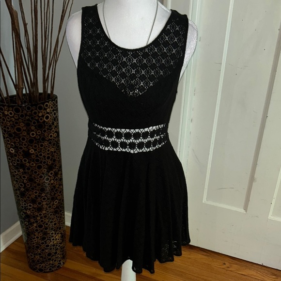 Free People Black Sleeveless Fit and Flare Mini Dress - Picture 1 of 8